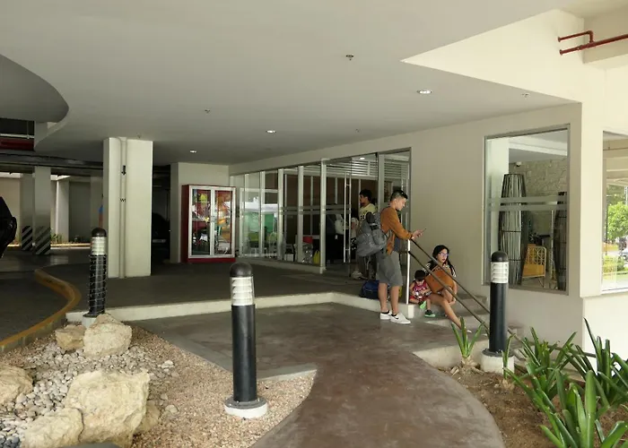 Panorama 21f Netflix 4k - Avida It Park Apartment